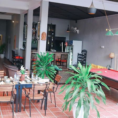 Sy Guesthouse Phnom Penh Exterior foto