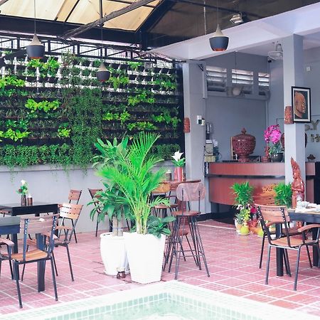 Sy Guesthouse Phnom Penh Exterior foto