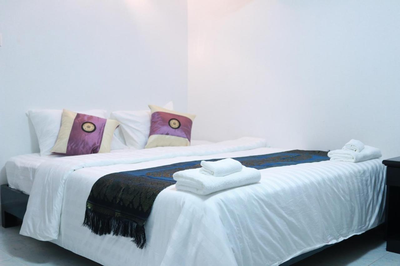 Sy Guesthouse Phnom Penh Exterior foto